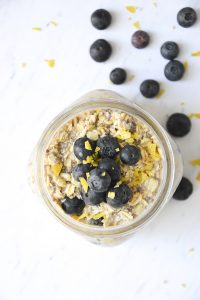 Prepare these blueberry muffin overnight oats in a few minutes the night before (under 10 ingredients!) so you have a delicious breakfast ready to go in the morning.
