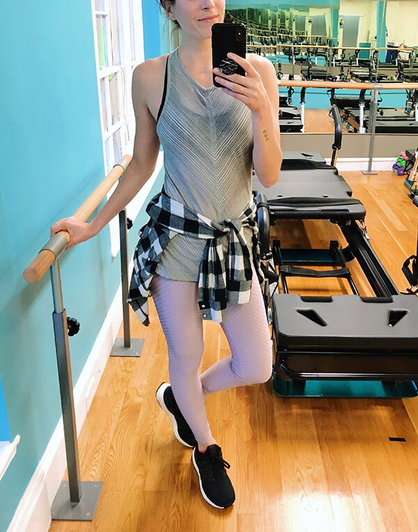 A Week of Workout Outfits (May) - BBB leggings and gray tunic tank